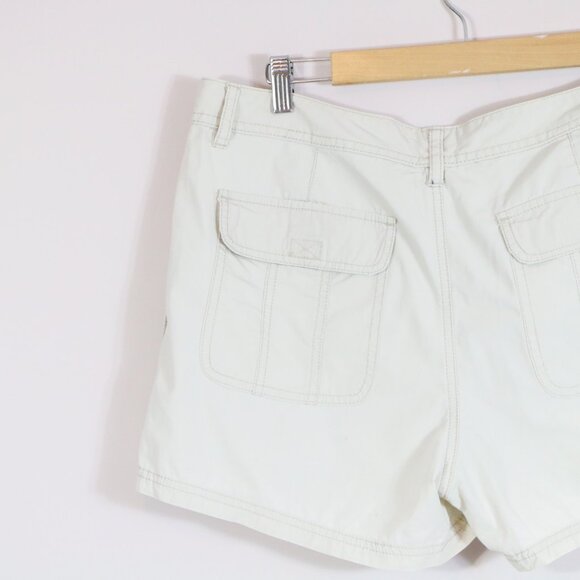 *G.H. Bass & Co. Beige Cargo Shorts - Picture 7 of 7